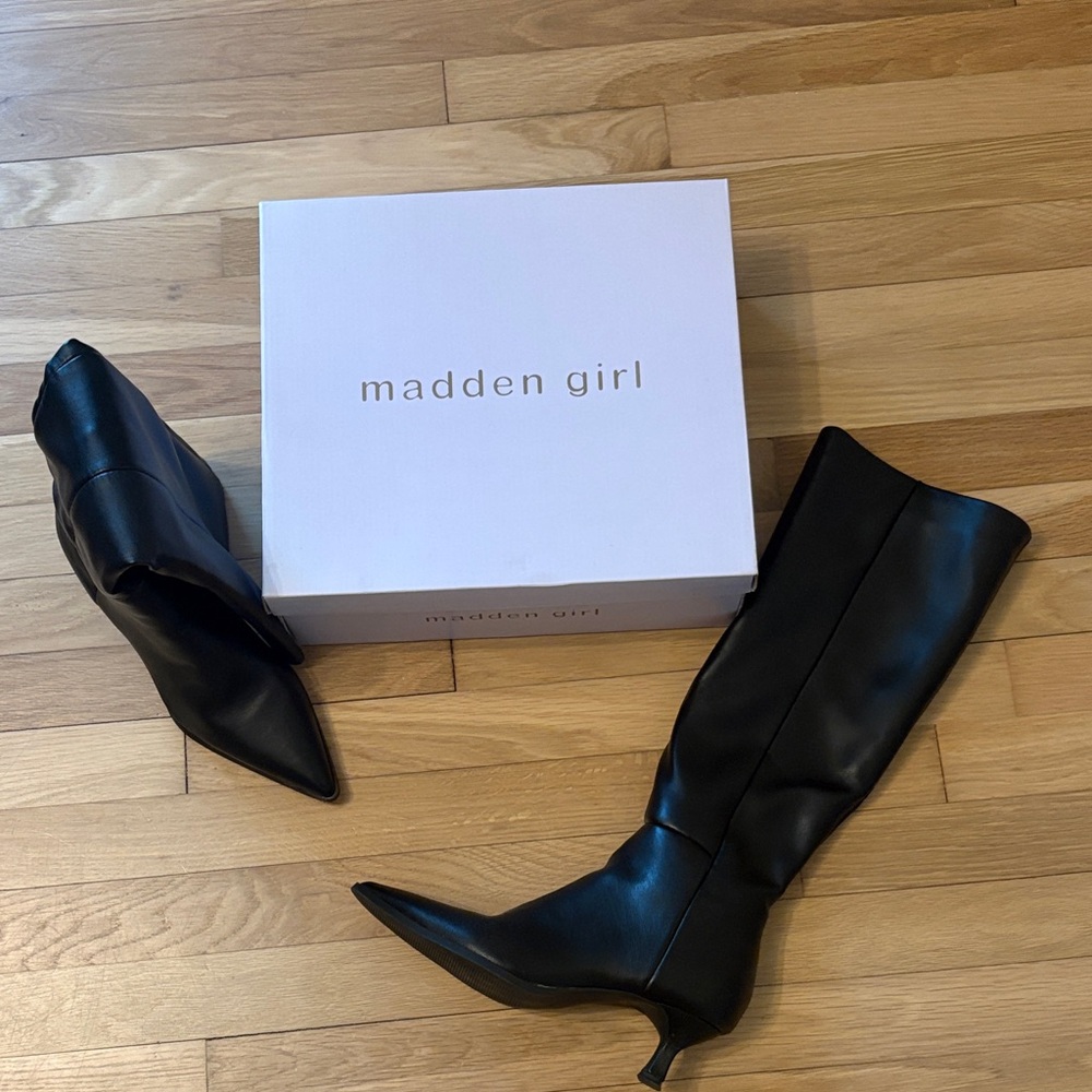 Madden Girl Black Knee-High Pointed-Toe Stiletto Boots